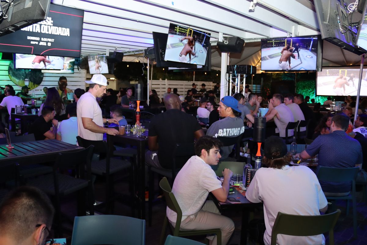 Grails Miami Wynwood bar walkthrough: UFC night on the covered patio with a packed crowd